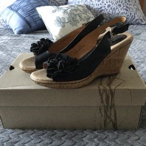 b.o.c. Black wedges